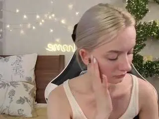 Camsoda Sex Cam of elvinabrowning