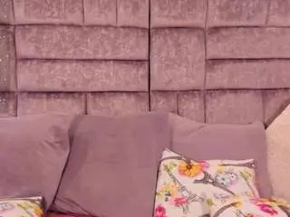 Camsoda Adult Webcam of mia-quinn