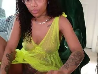 Camsoda Sex Cam of butterflybooty