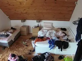 Camsoda Adult Video Chat of voyeurcam-julmodels-whitebed-2