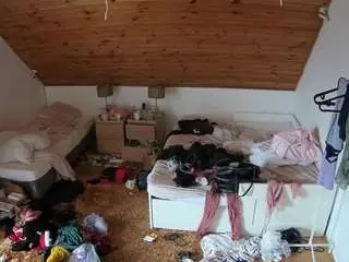 Camsoda Sex Cam of voyeurcam-julmodels-whitebed-2