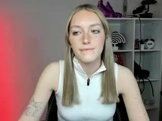 Camsoda Adult Webcams of evelynblond