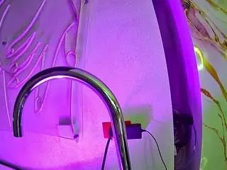 Camsoda Free Live Porn of voyeurcam-casa-salsa-bathtub-pov