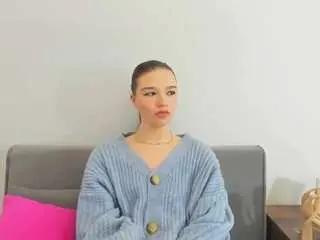 Camsoda Nude Webcam of avacute