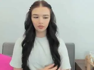 Camsoda Sex Cam of avacute