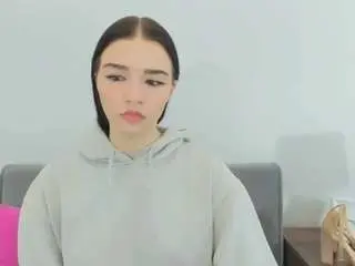 Camsoda Adult Webcam of avacute