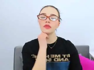 Camsoda Watch Live Sex Cams of avacute