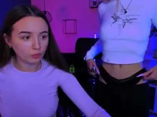 Camsoda Private Sex Chat of doll-vey