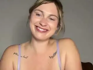 Camsoda Nude Webcam of savvvannaxo