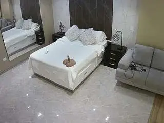 Camsoda Live Sex Cam of voyeurcam-casa-salsa-bedroom-4