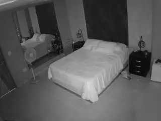 Camsoda Free Porn Cam of voyeurcam-casa-salsa-bedroom-4