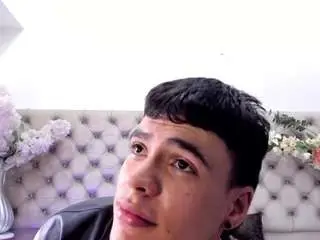 Camsoda Adult Webcam of benitosaenz