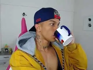 Camsoda Watch Live Sex Cams of leonardprice1