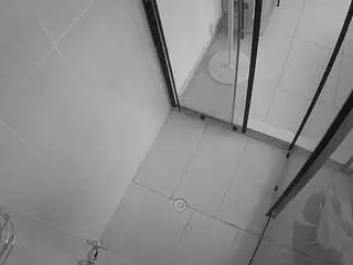 Camsoda Nude Webcam of voyeurcam-jb-shower-2