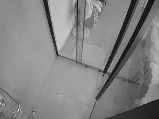 Camsoda Private Sex Chat of voyeurcam-jb-shower-2