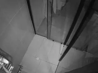 Camsoda Free Porn Cam of voyeurcam-jb-shower-2