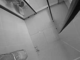 Camsoda Adult Webcam of voyeurcam-jb-shower-2