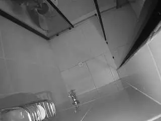 Camsoda Private Sex Chat of voyeurcam-jb-shower-2