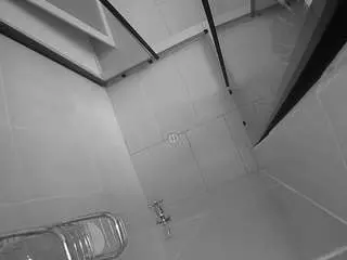 Camsoda Sex Cam of voyeurcam-jb-shower-2