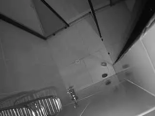 Camsoda Free Live Porn of voyeurcam-jb-shower-2