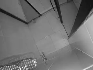 Camsoda Nude Webcam of voyeurcam-jb-shower-2