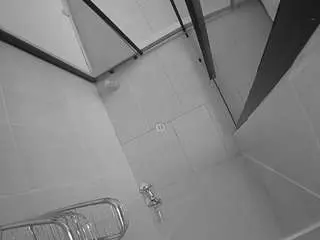 Camsoda Adult Webcam of voyeurcam-jb-shower-2