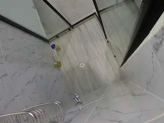 Camsoda Free Porn Cam of voyeurcam-jb-shower-2