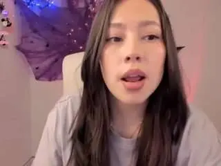 Camsoda Nude Webcam of bubble-gum