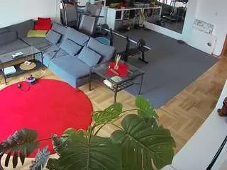 Camsoda Adult Webcams of voyeurcam-julmodels-living-2