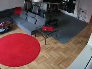 Camsoda Best Webcam of voyeurcam-julmodels-living-2