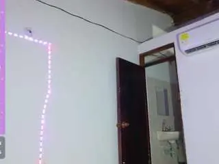 Camsoda Adult Webcams of black-pussydoll