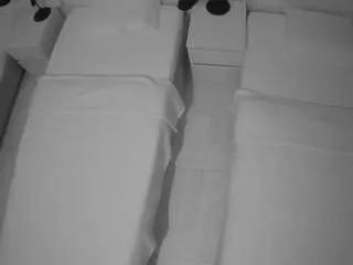 Camsoda Adult Video Chat of voyeurcam-julmodels-bed-5