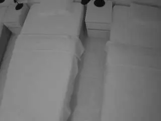 Camsoda Live Sex of voyeurcam-julmodels-bed-5