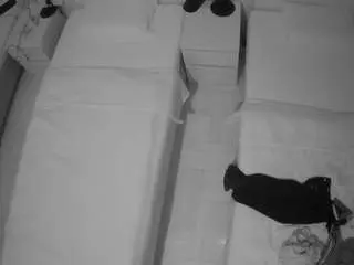 Camsoda Best Webcam of voyeurcam-julmodels-bed-5