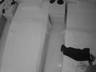 Camsoda Free Porn Cam of voyeurcam-julmodels-bed-5