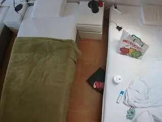 Camsoda Live Sex Cam of voyeurcam-julmodels-bed-5