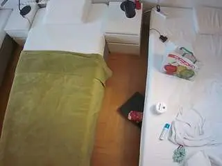 Camsoda Nude Webcam of voyeurcam-julmodels-bed-5