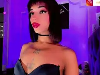 Camsoda Nude Webcam of dirtygirlss-kloemia