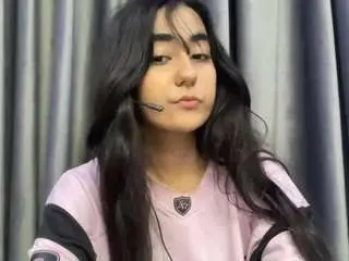 Camsoda Free Live Porn of ettieharney