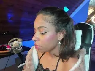 Camsoda Adult Webcam of yummihanna