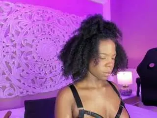 Camsoda Free Porn Cam of amirajones