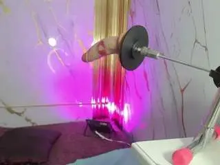 Camsoda Free Porn Cam of dianamilf