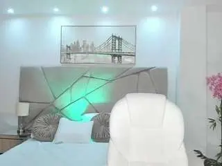 Camsoda Free Live Porn of isabela-romano26