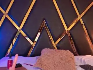 Camsoda Private Sex Chat of mia-rouge1
