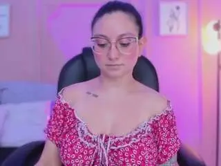 Camsoda Adult Video Chat of luucyjoness