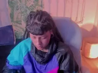 Camsoda Free Live Porn of charlottewhite-1