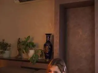 Camsoda Free Porn Cam of katherinacamargo