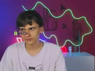 Camsoda Watch Live Sex Cams of emil-lucky