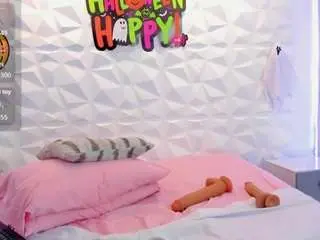 Camsoda Nude Webcam of salem-cute