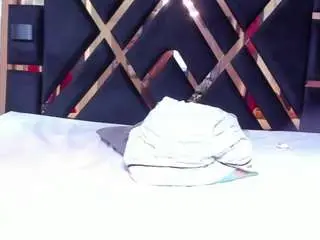 Camsoda Live Sex Cam of sara-tompsonn